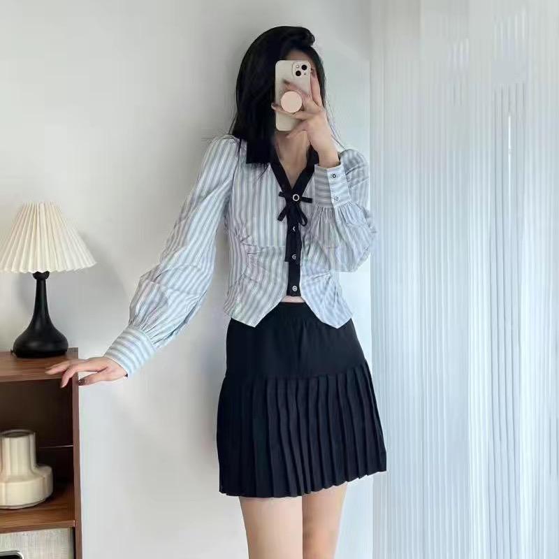 爱跳舞的小姑娘