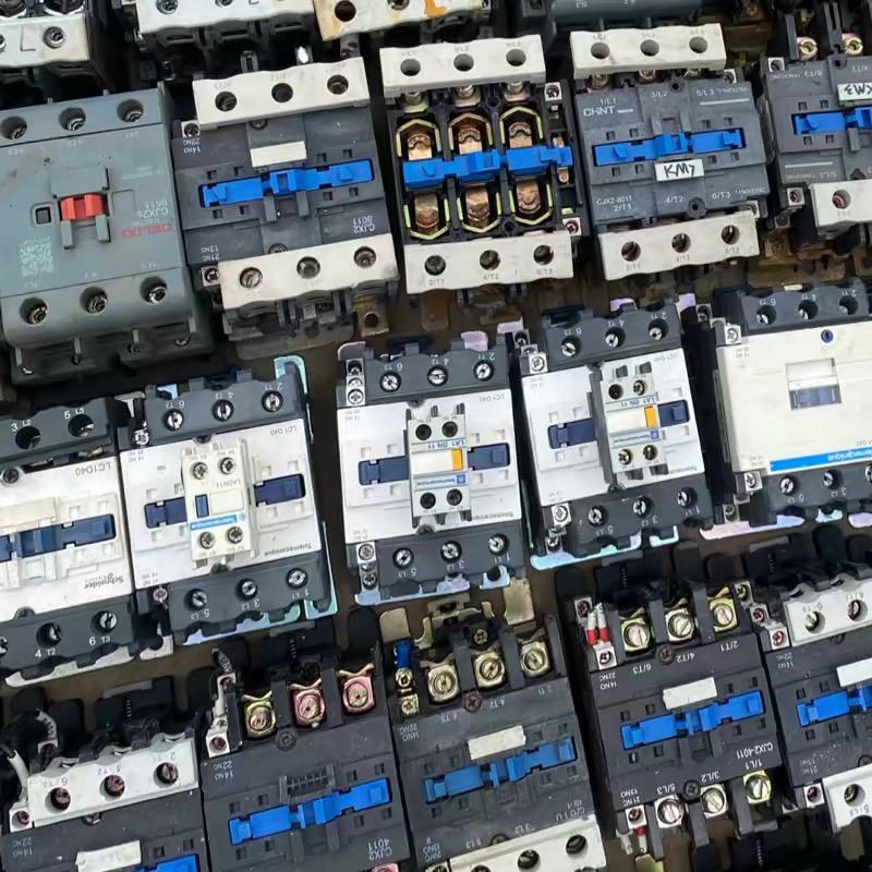 小王接触器银点铜