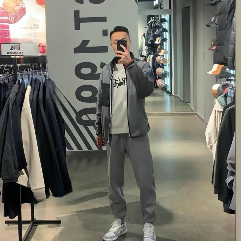 Army（燕大西校区凯琪桌球）