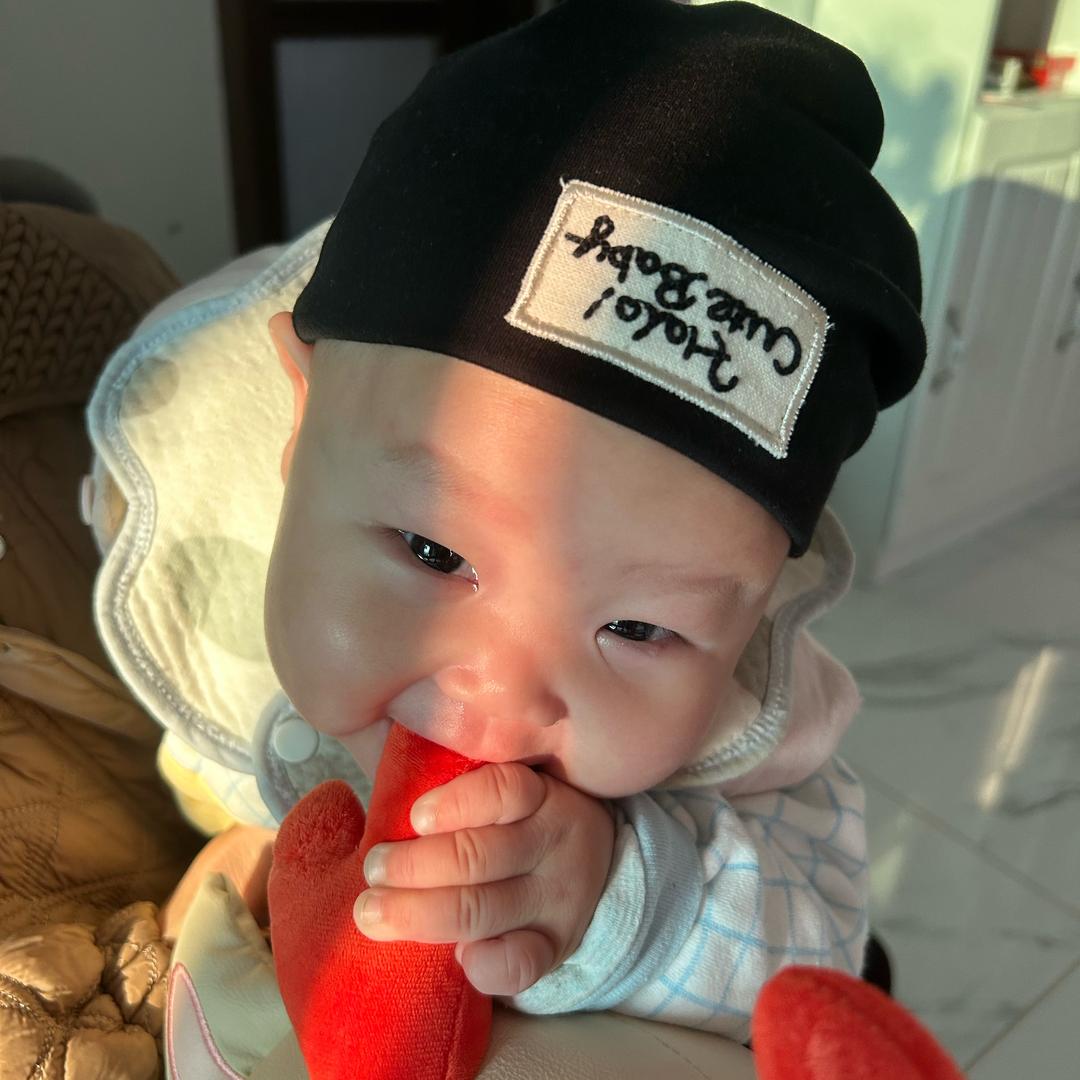 松树坪社区运动中心：篮球、羽毛球、乒乓球