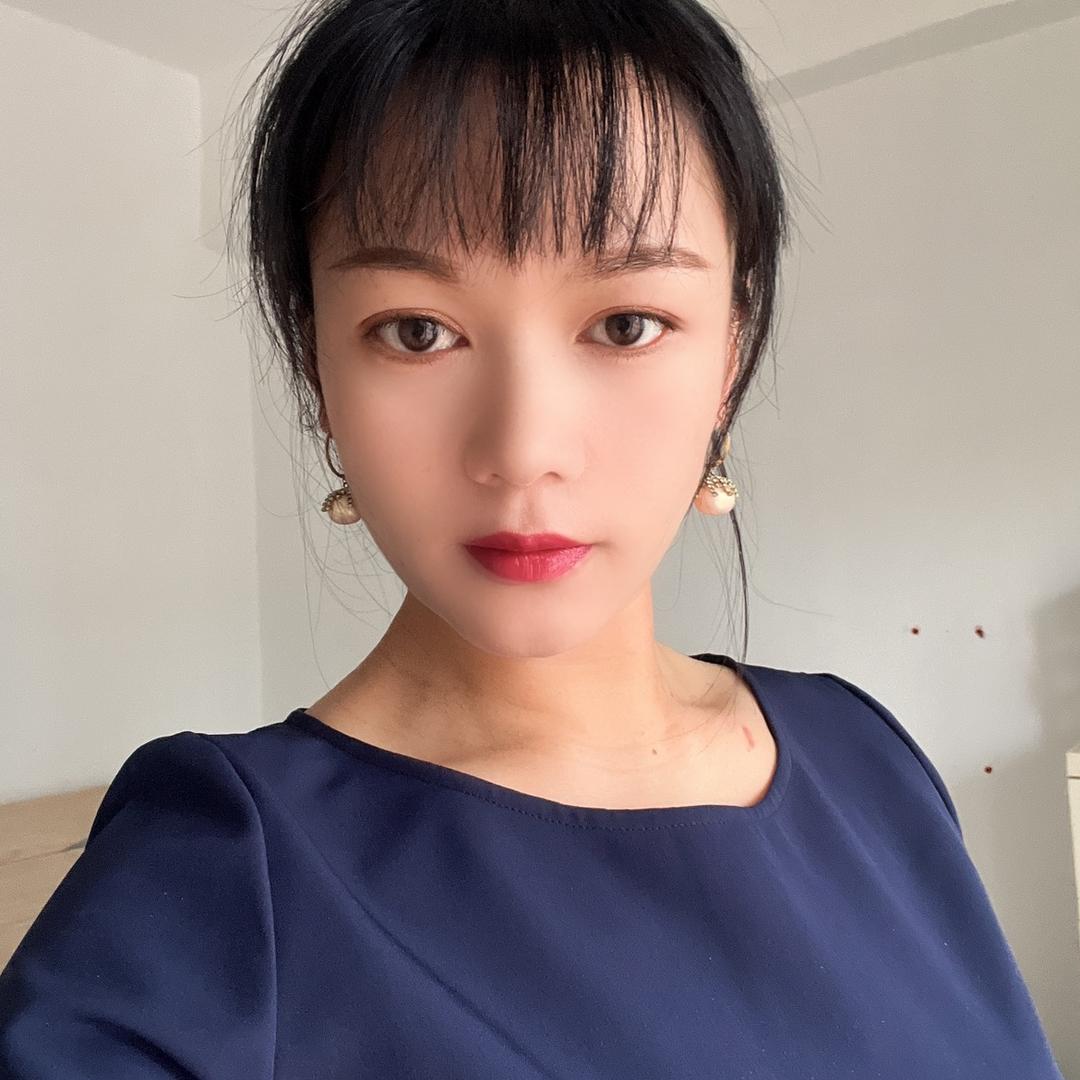 卖衣服的小军军