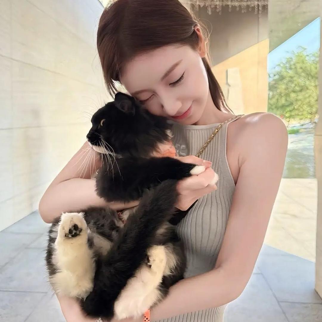 暄暄