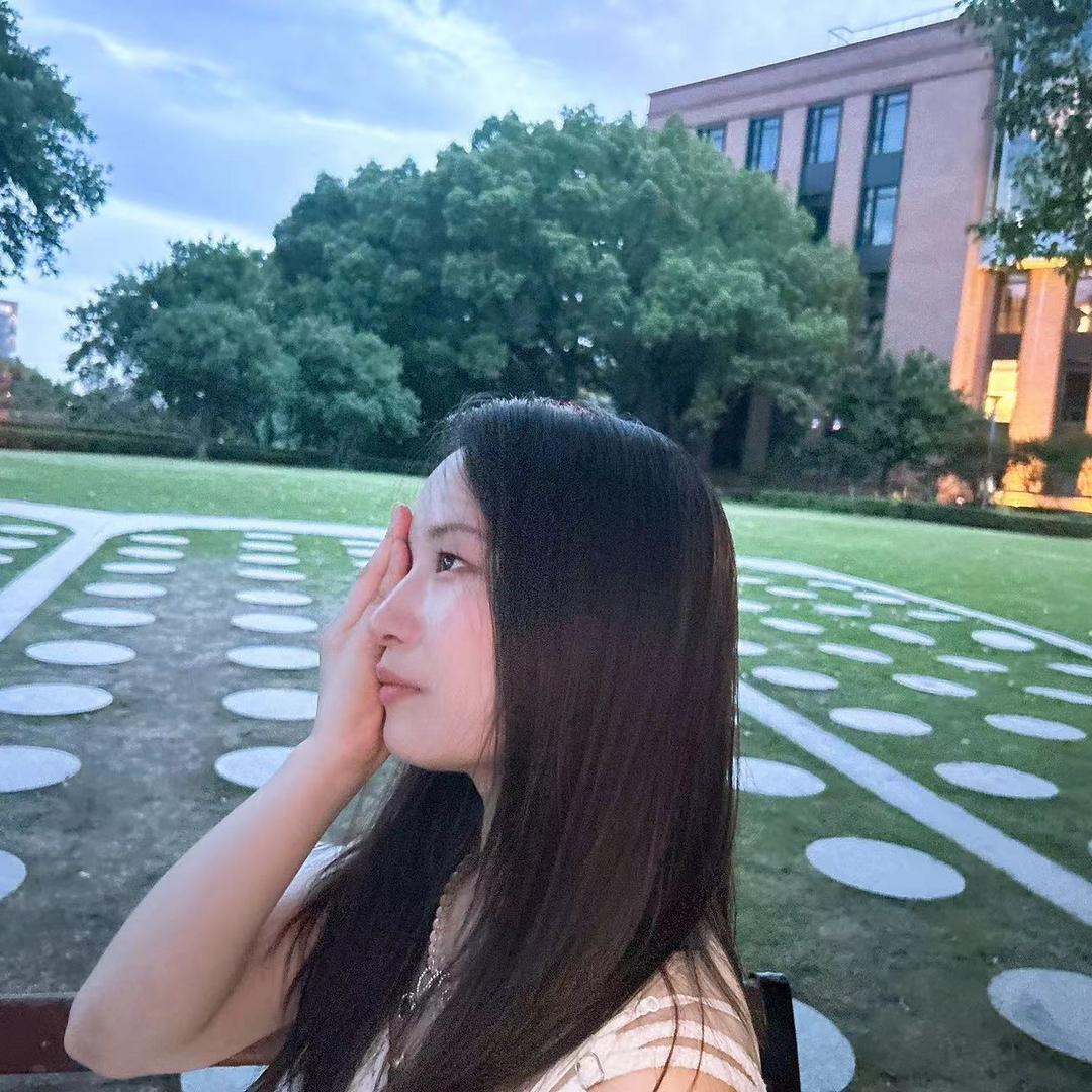🍗易易爱吃肉🍖