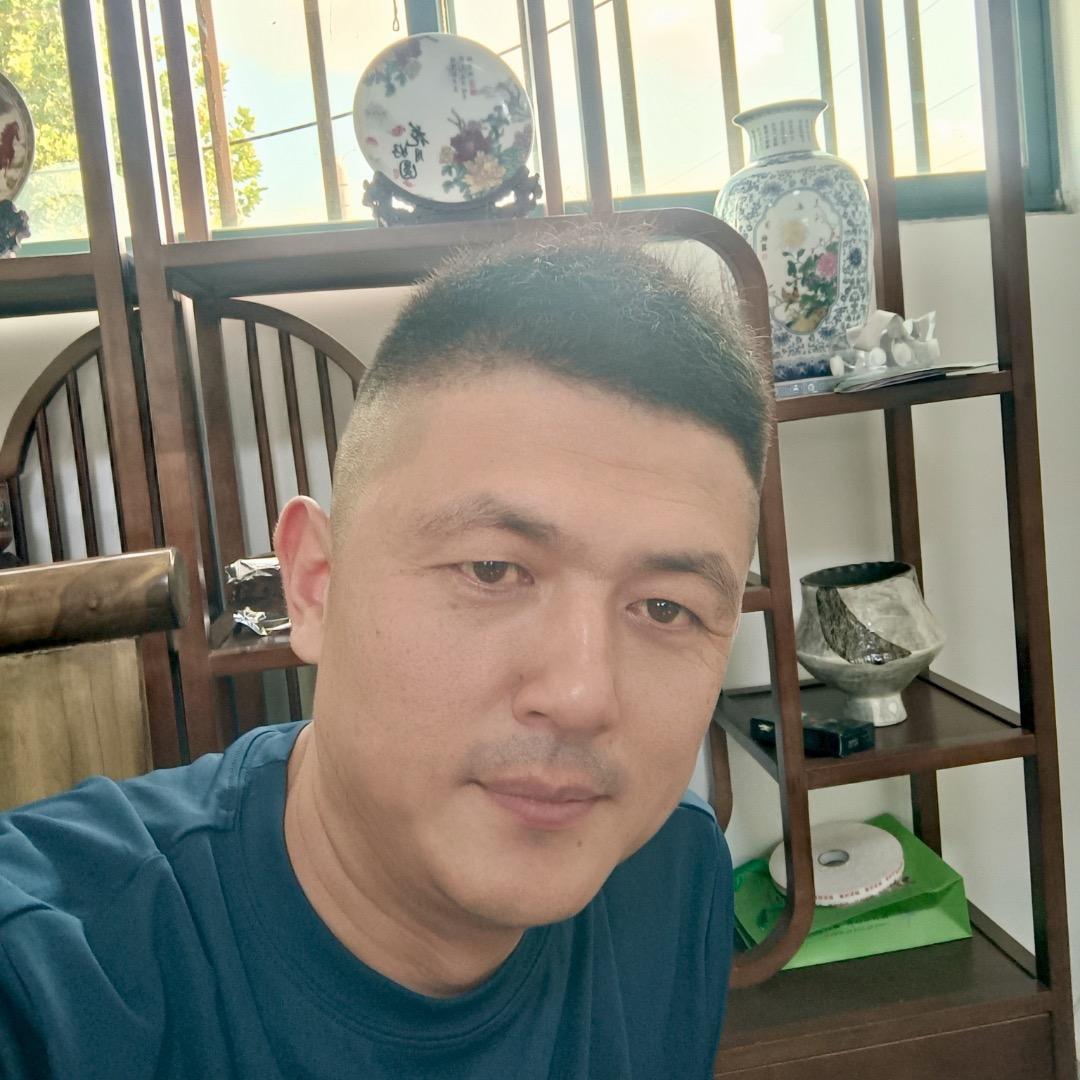 广宏新能源（张主任）