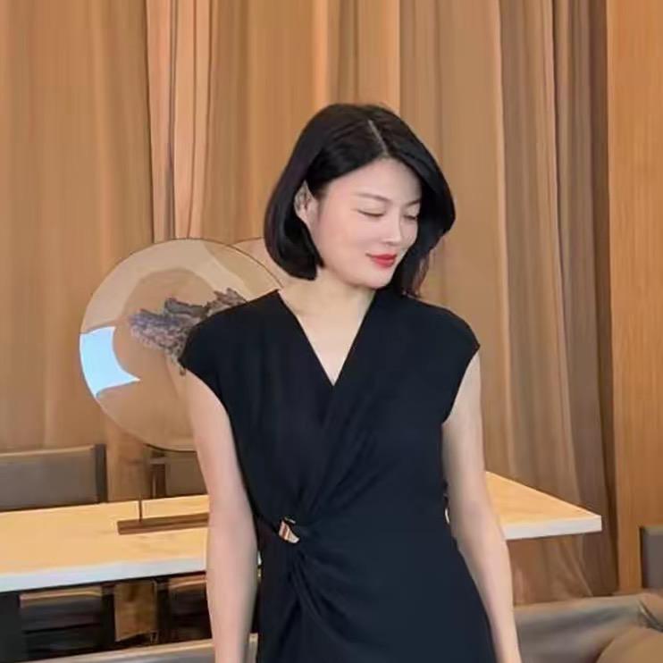 老谭私服直播小助理