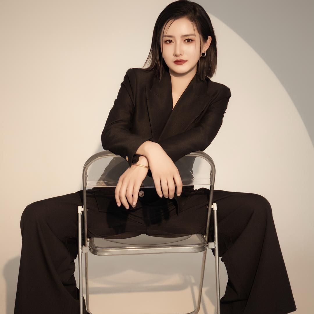 张氏罗马建材 卓远 瓷砖 丽丽姐