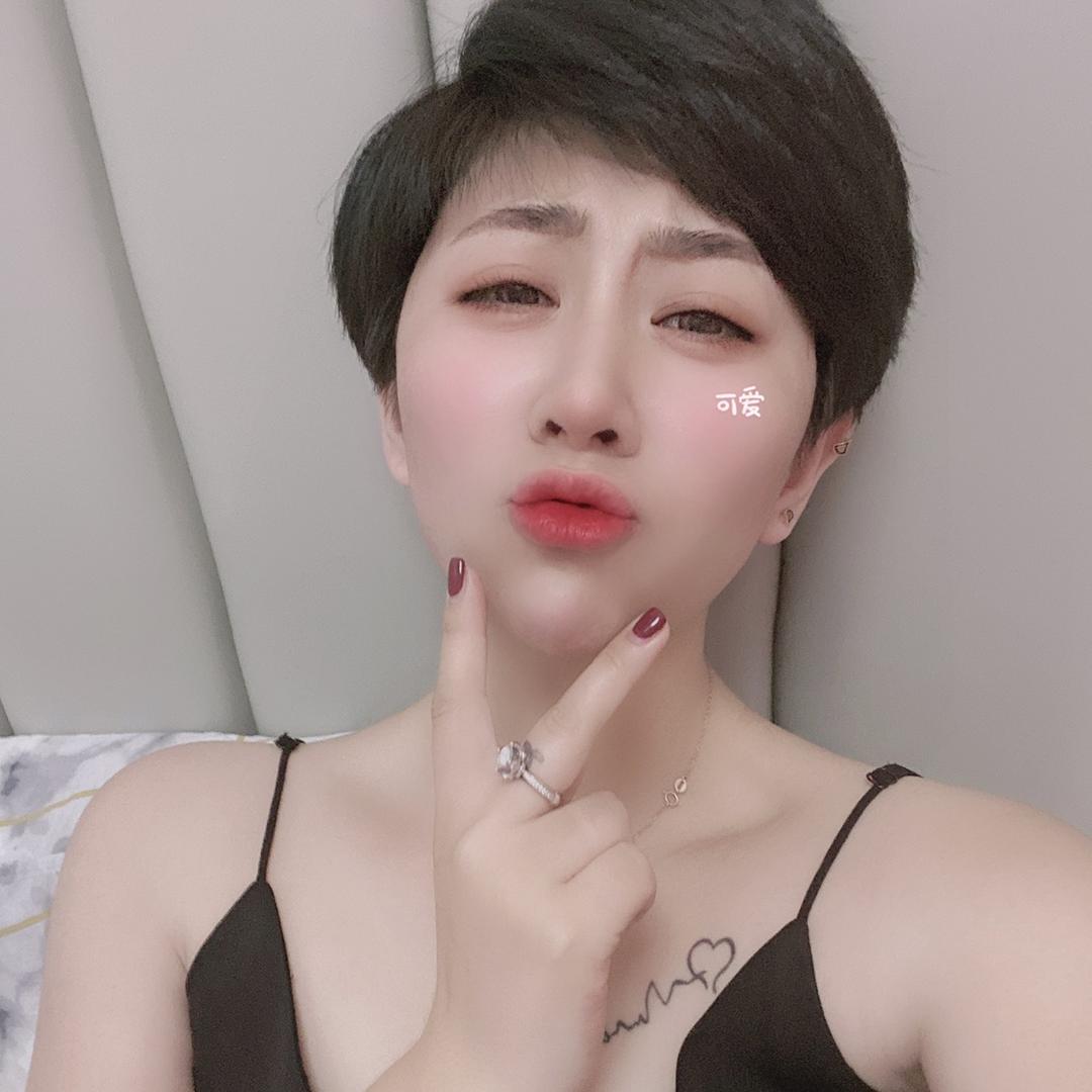 崔崔、