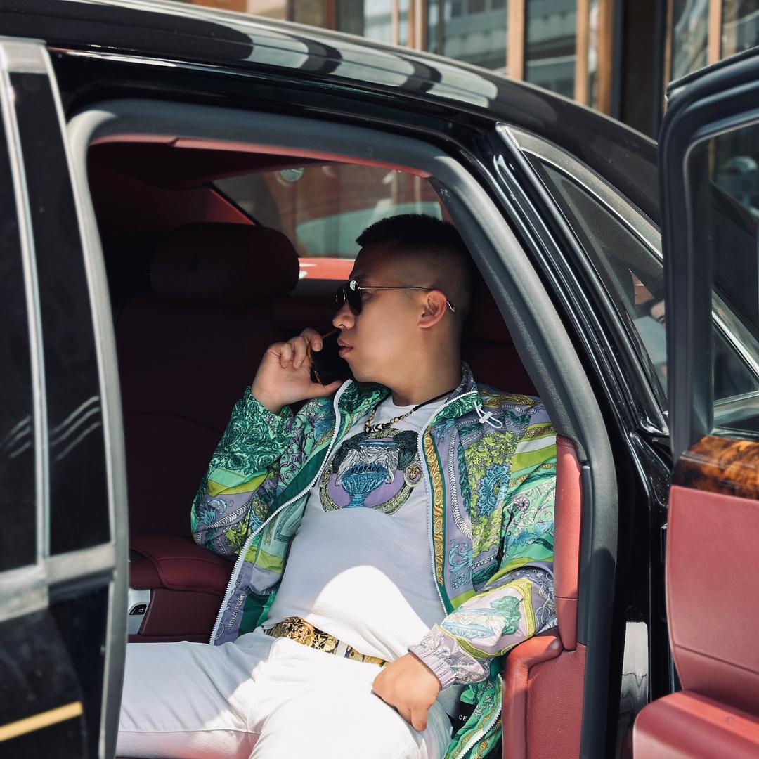 野子哥R名满江湖.