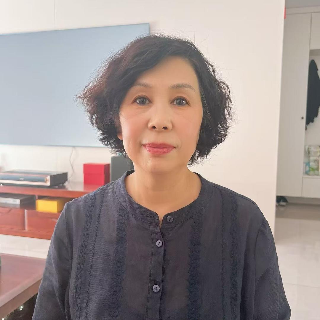 艳姐（首播18:10分）