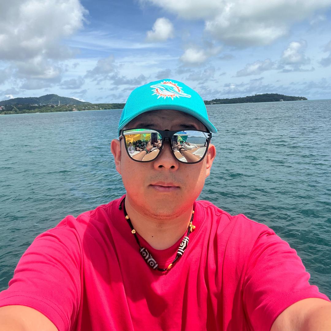 🌞啤啤爱蘑逃 ⛰️