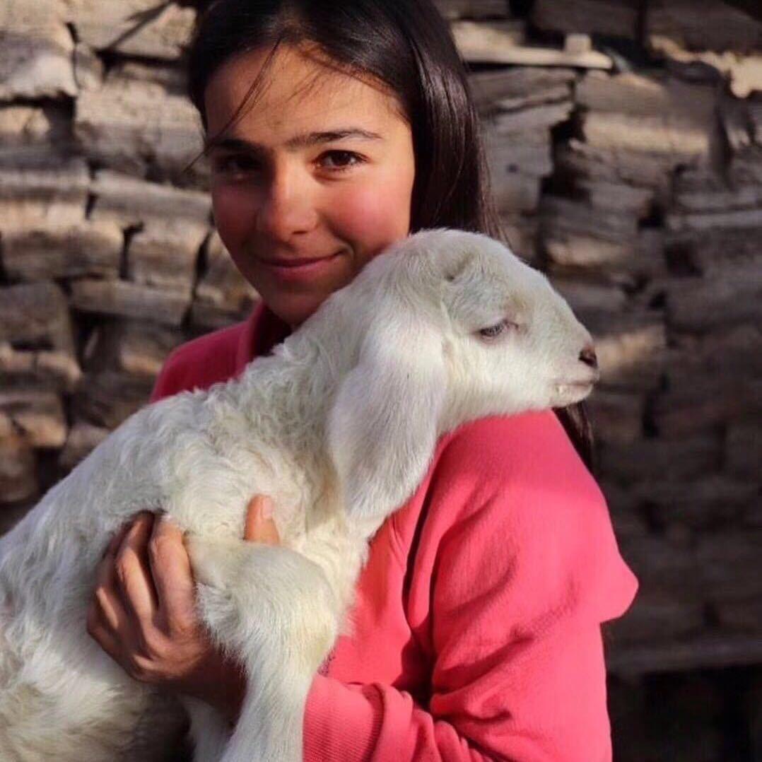 Lxayzjm阿依孜金嫫.西昌市彝饰之家