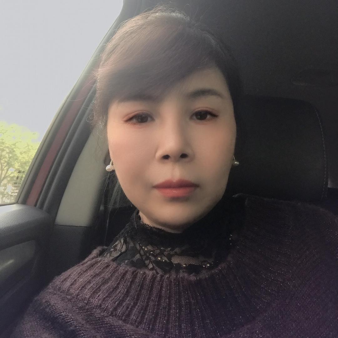 江阴市龙皇娱乐服务有限公司