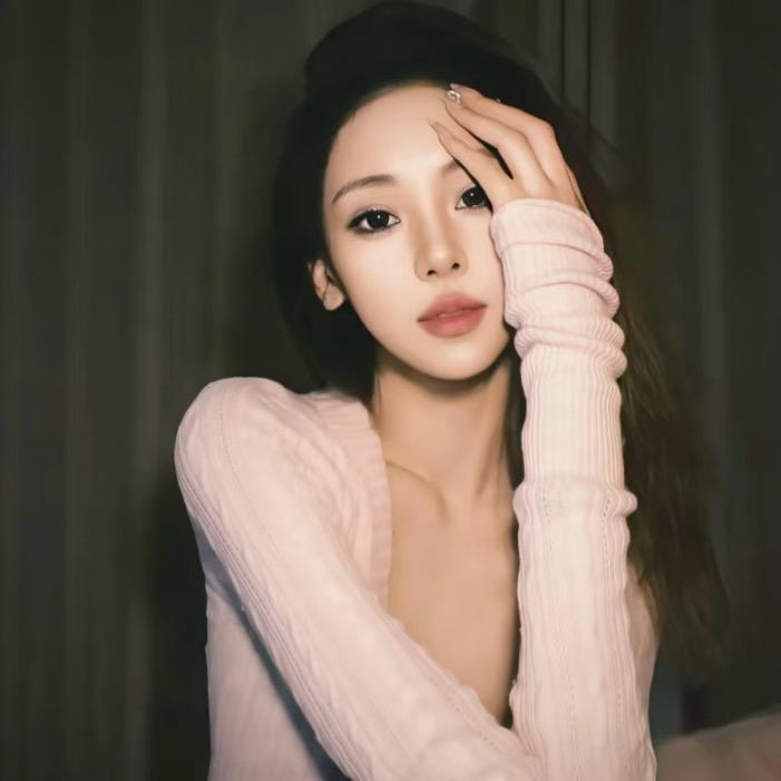 H·情🧚‍♀️