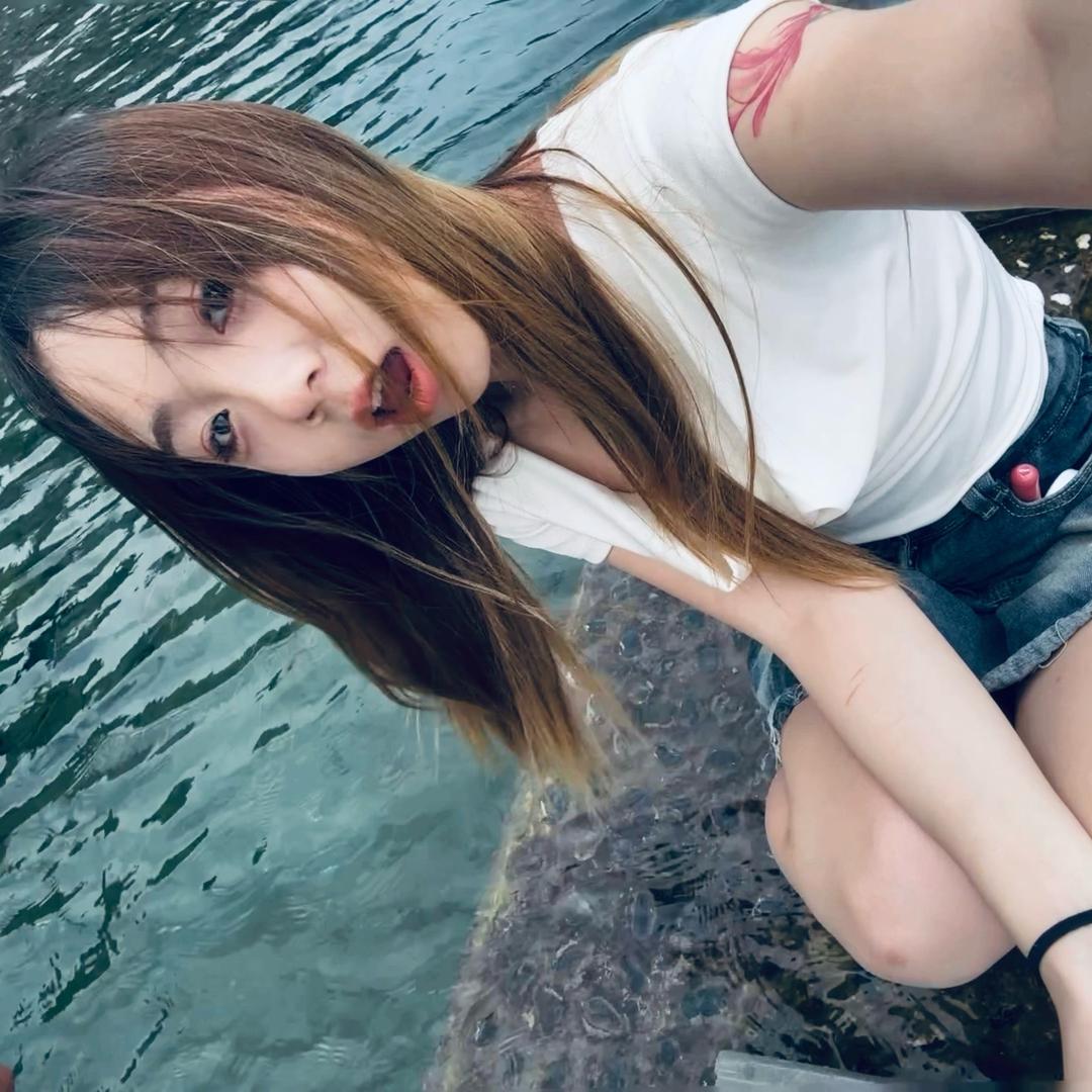 涵涵子.