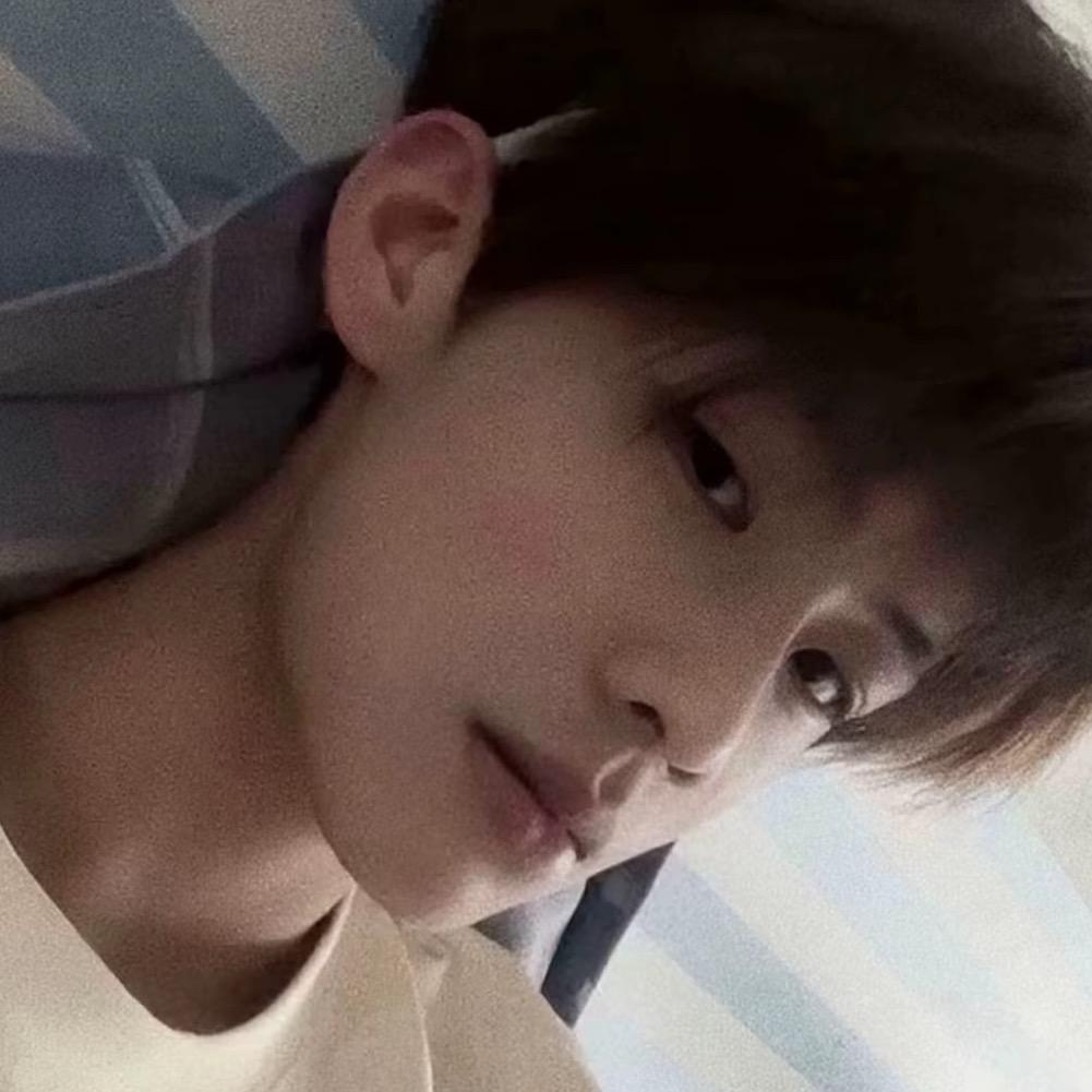 AAa～