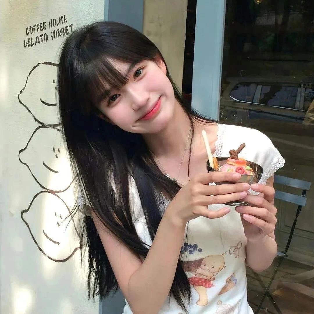 倪.