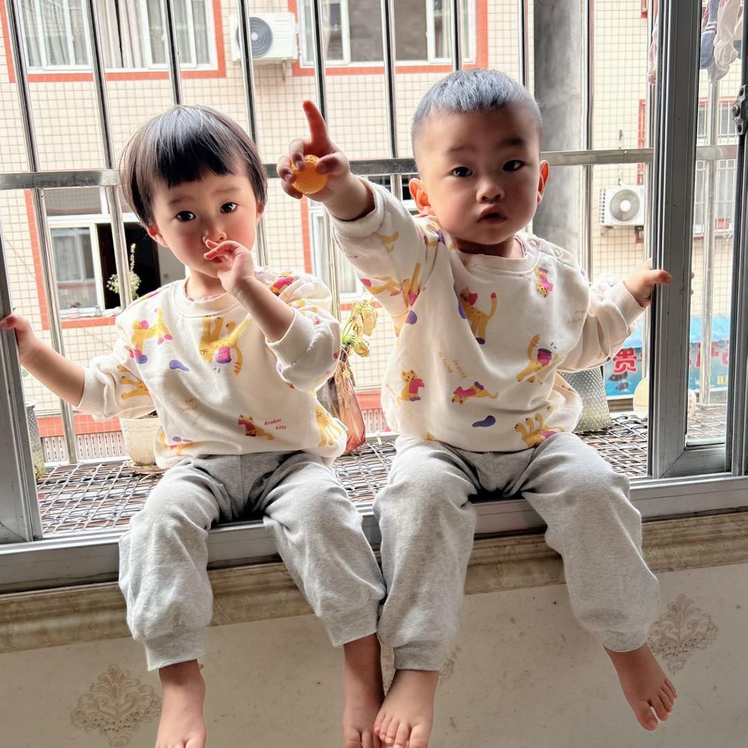 瑞瑞彤彤🎸
