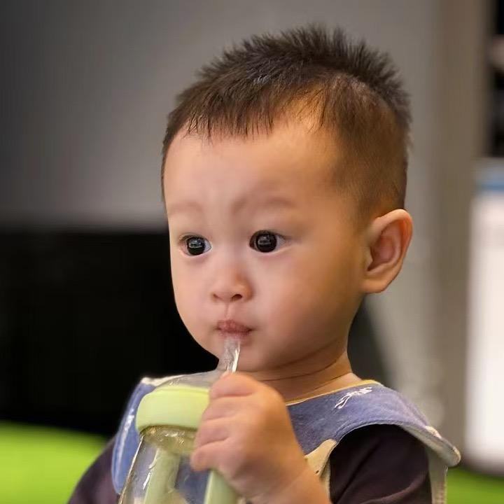 小韦唯