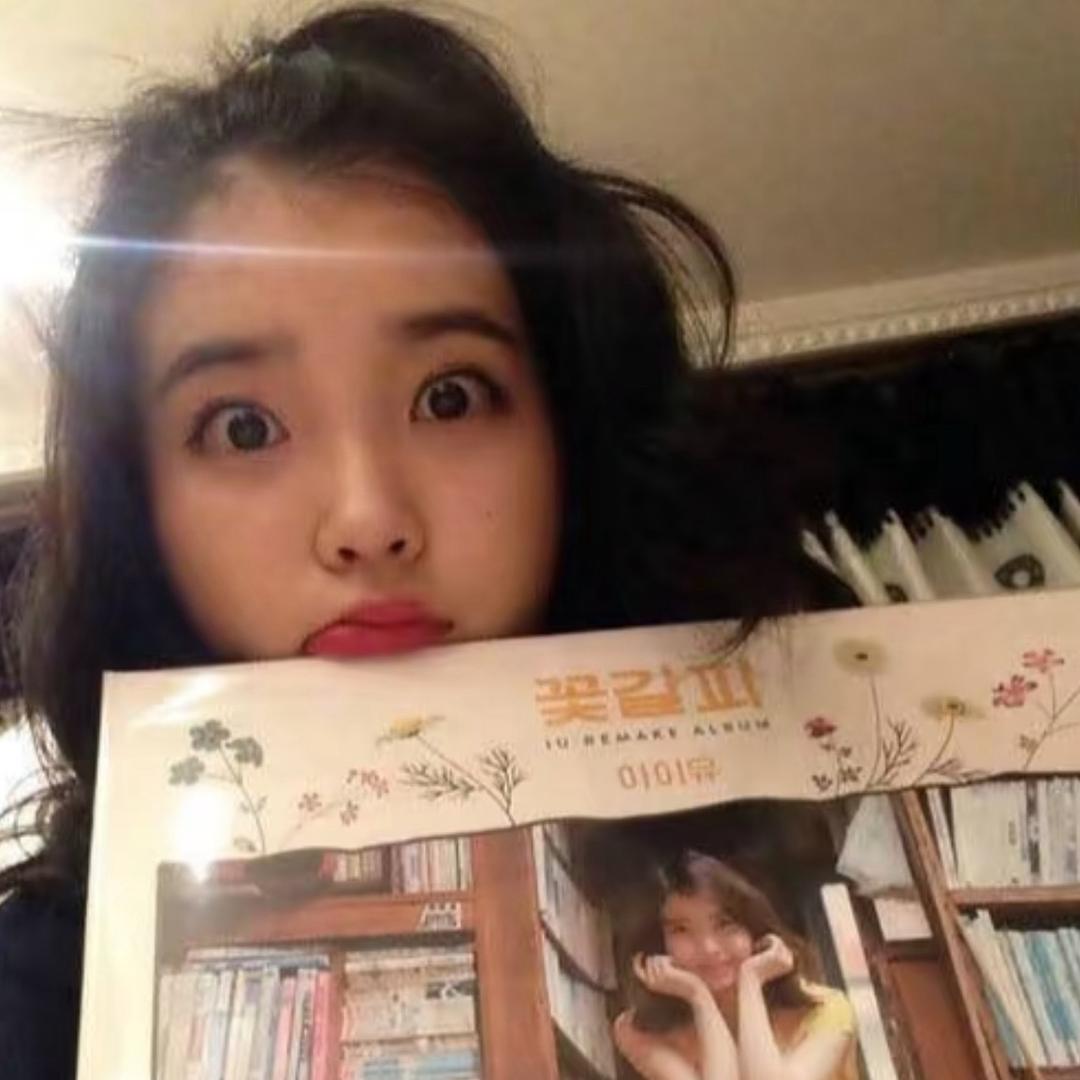 𝐂𝐡𝐫𝐢𝐬𝐭𝐦𝐚𝐬