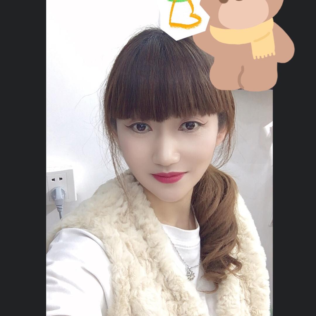 雪兒服饰小姐姐（当天连赞超过3个拉黑）