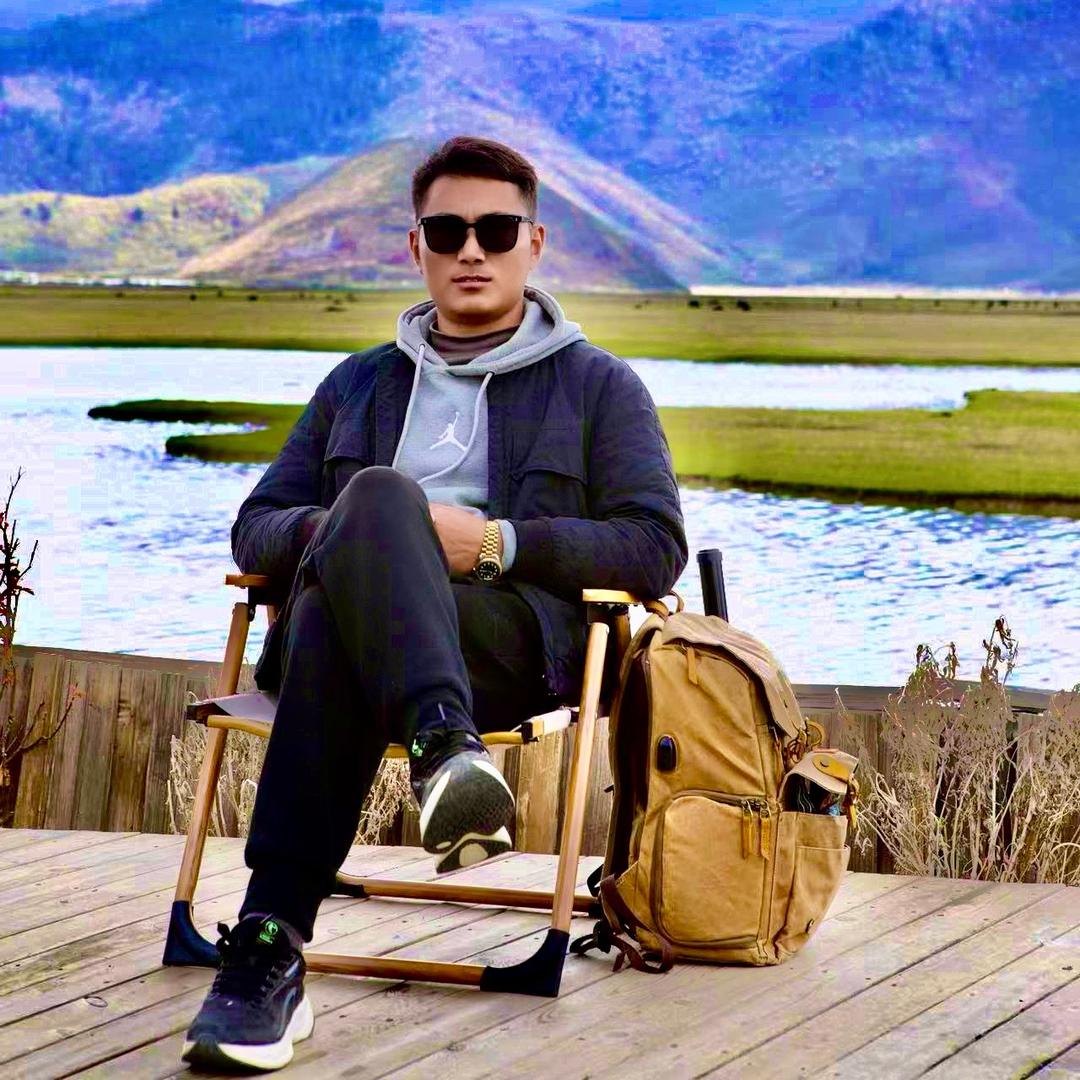 建塘扎西（硬核玩家）