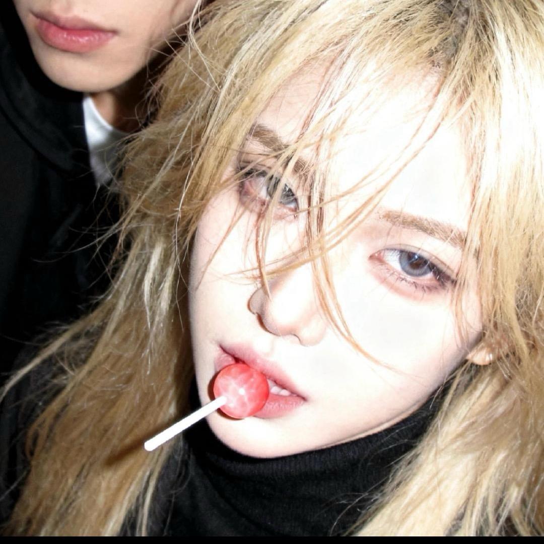 语羽屿（被王总送花💐版！）.