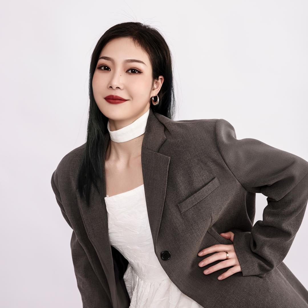 Thea_华一一