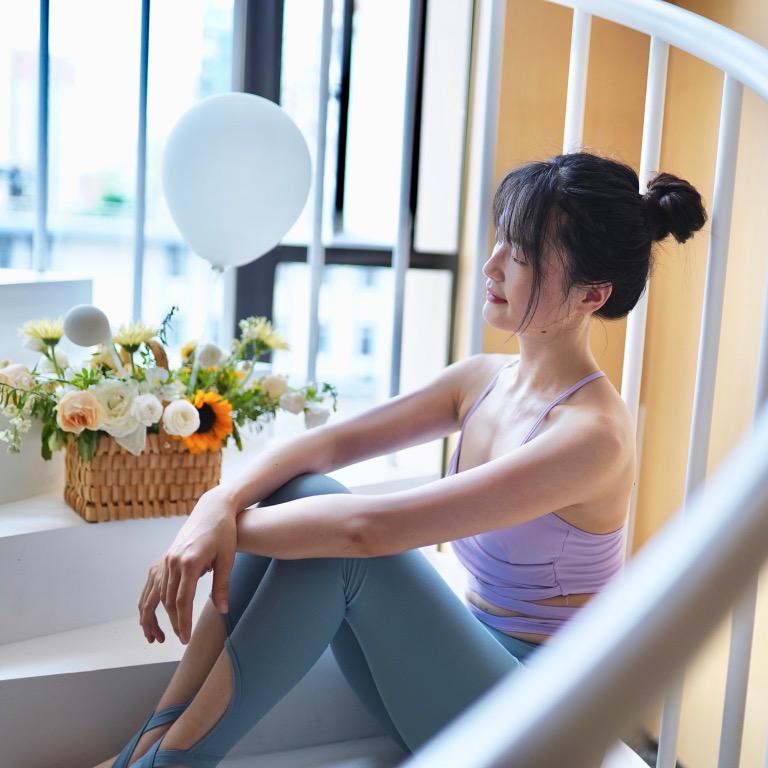 每天坚持练琴的小姐姐