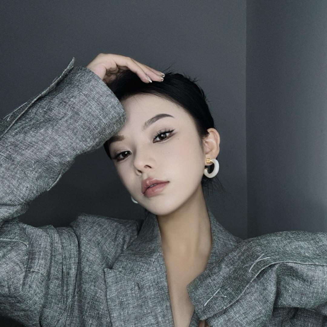 诗怡·STUDIO