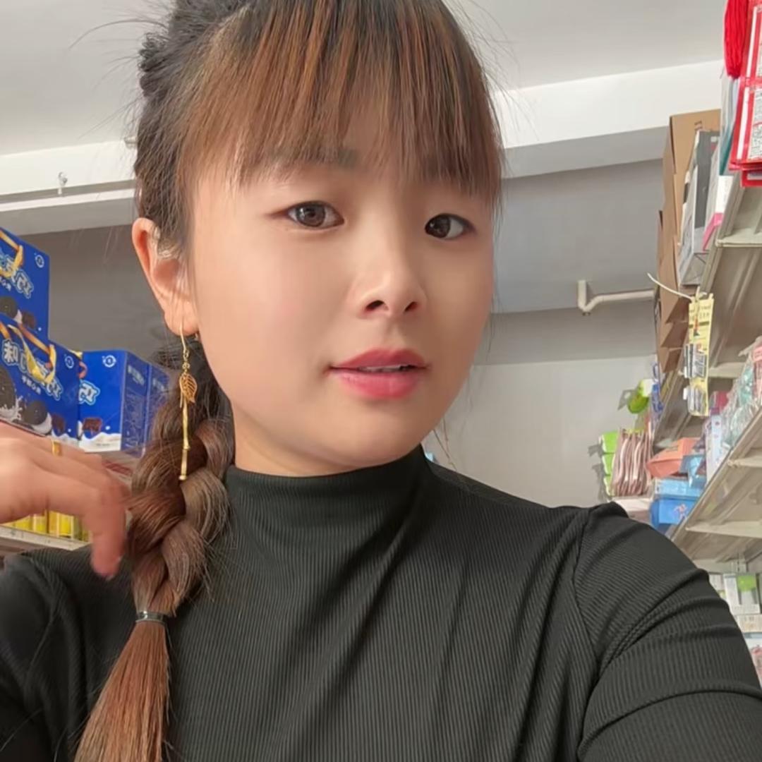 贵州曾二妹 连年发超市