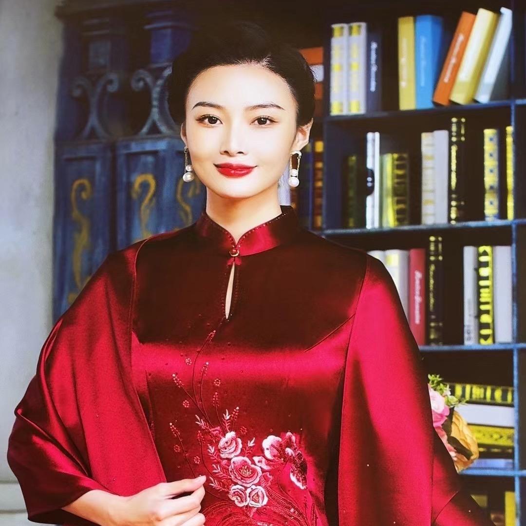 伊芙妮官方号