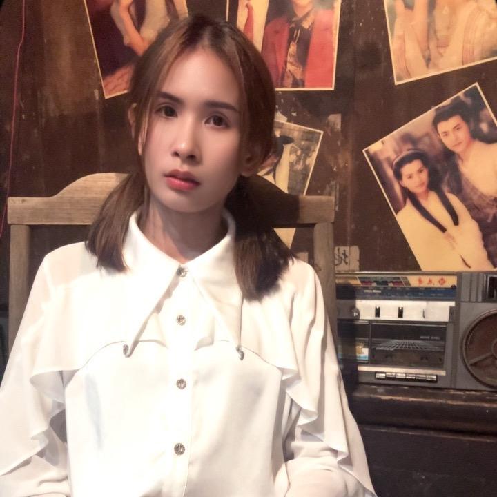 喝丢一只鞋👠