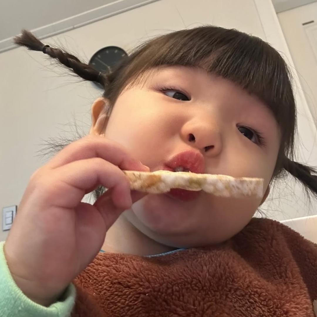 小妍子
