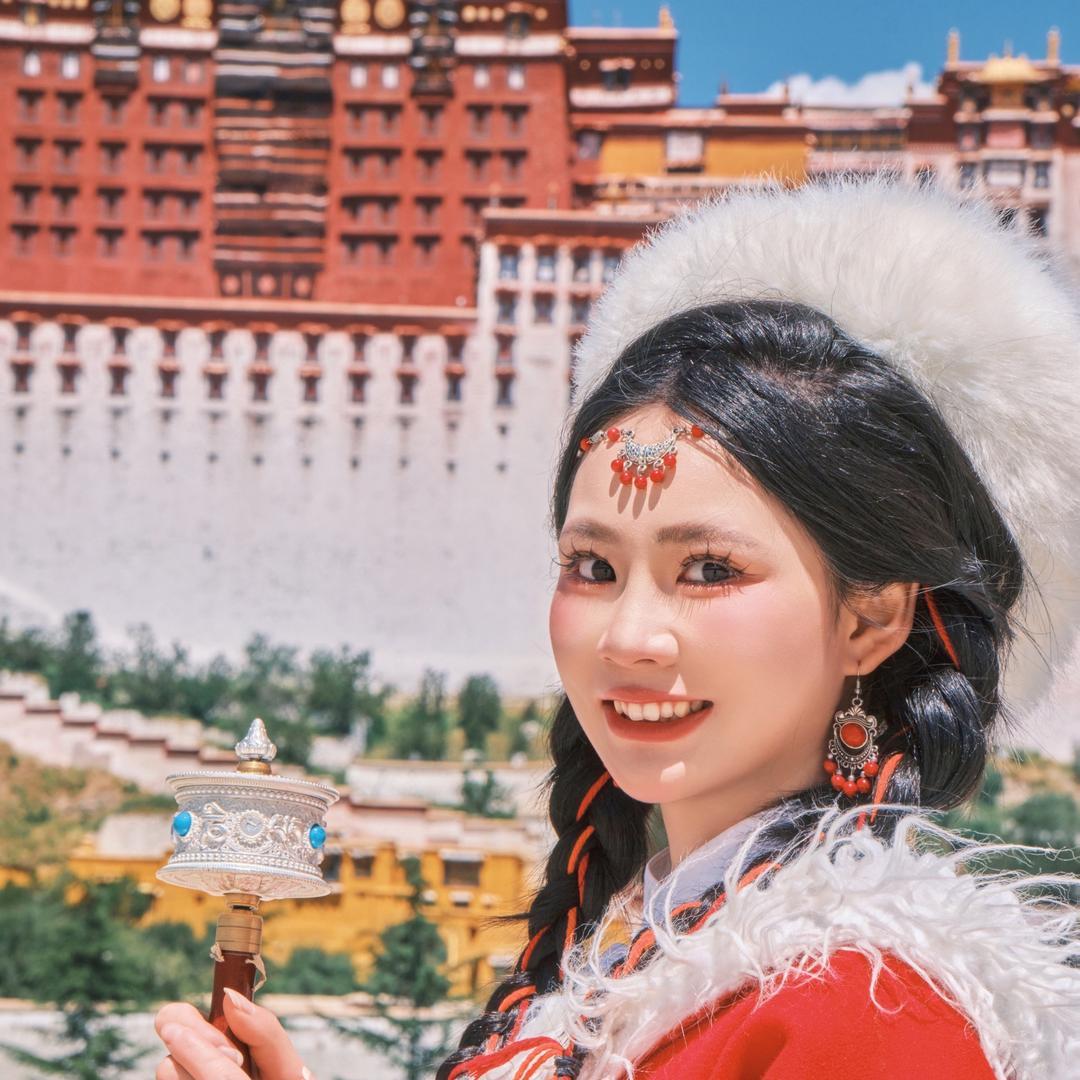 暗里