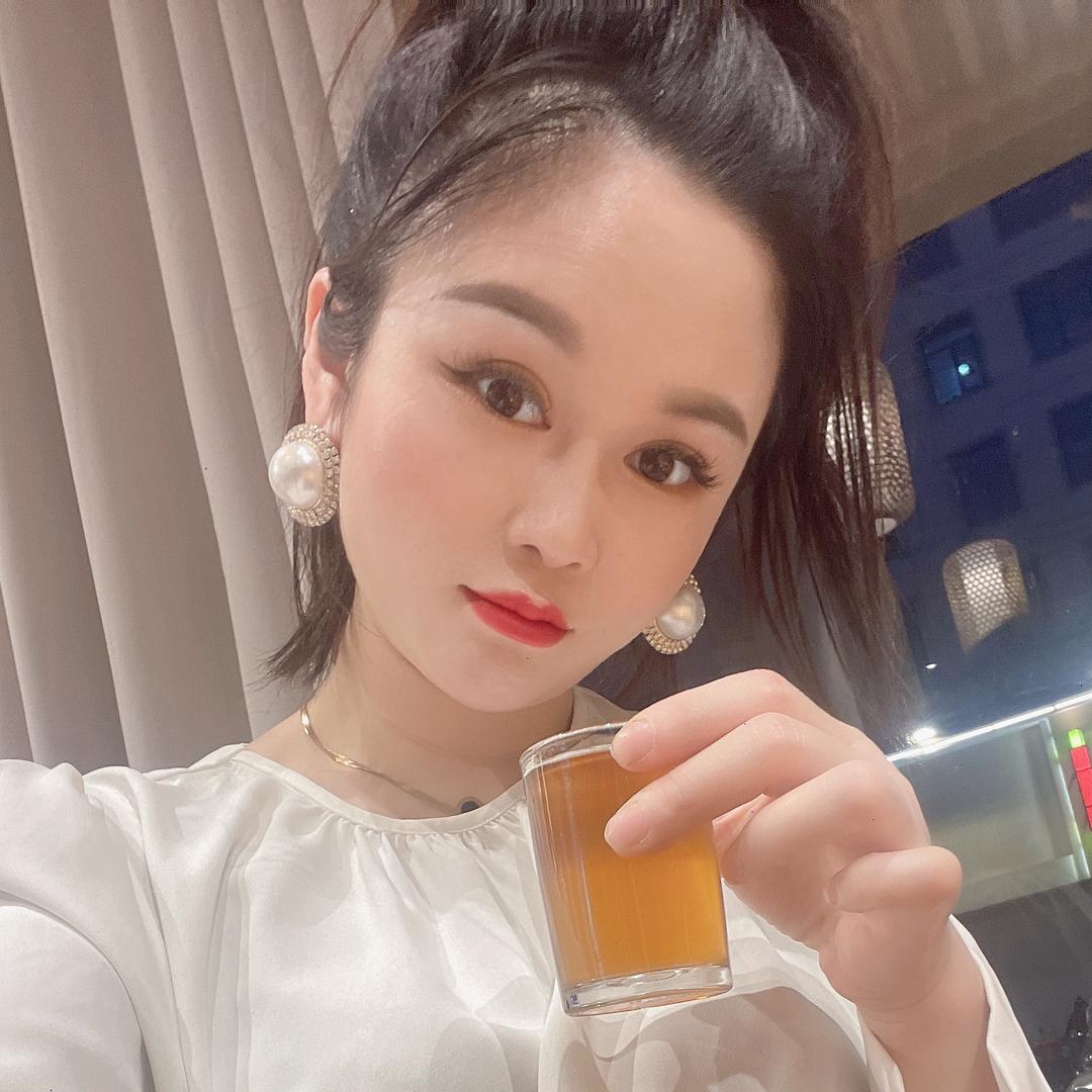 百🈴️（御足汇店长芳芳）招J师