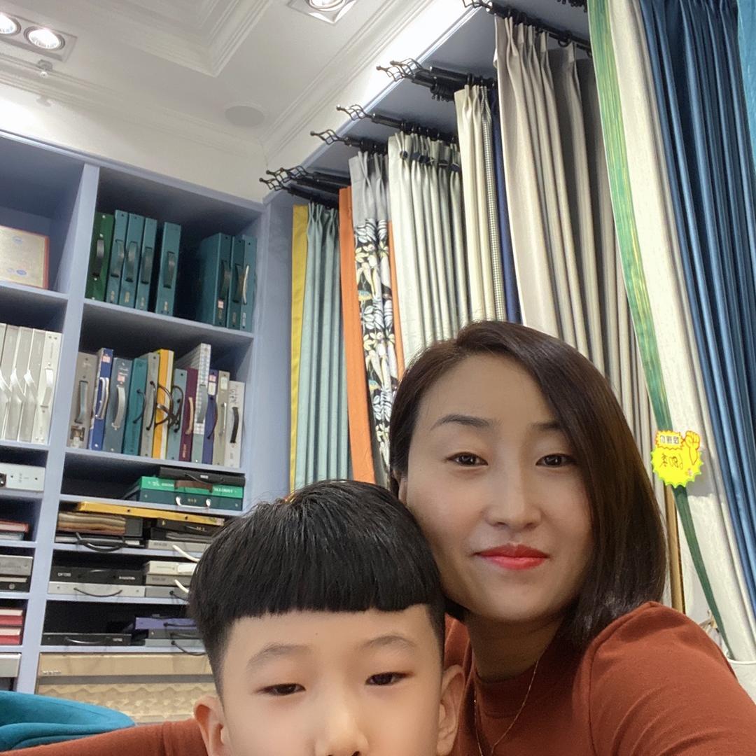 平邑伊莎莱窗帘