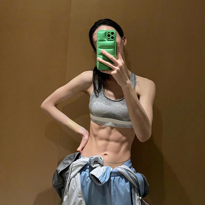 是V薇吖🦦