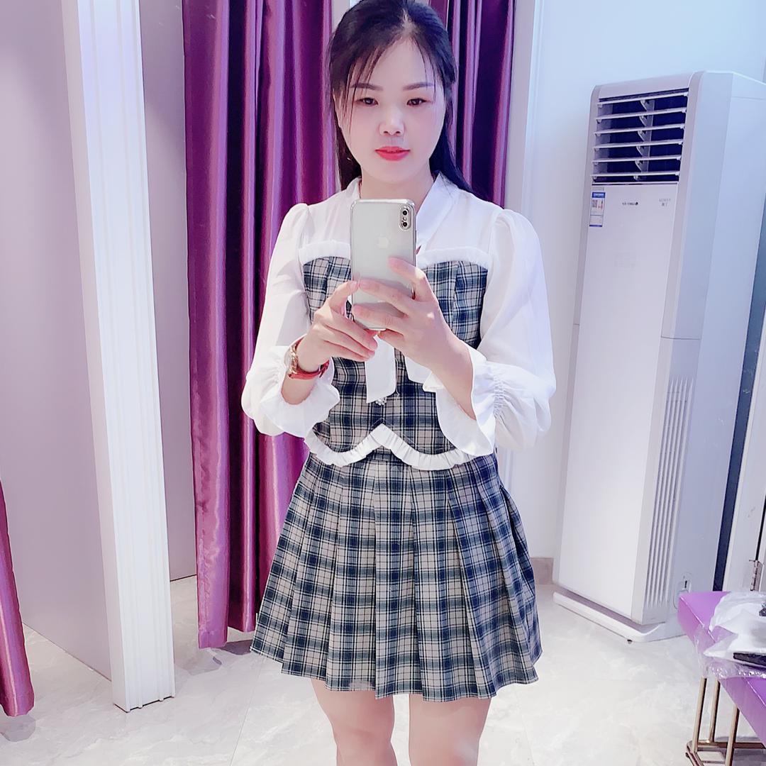 @婷婷服装店