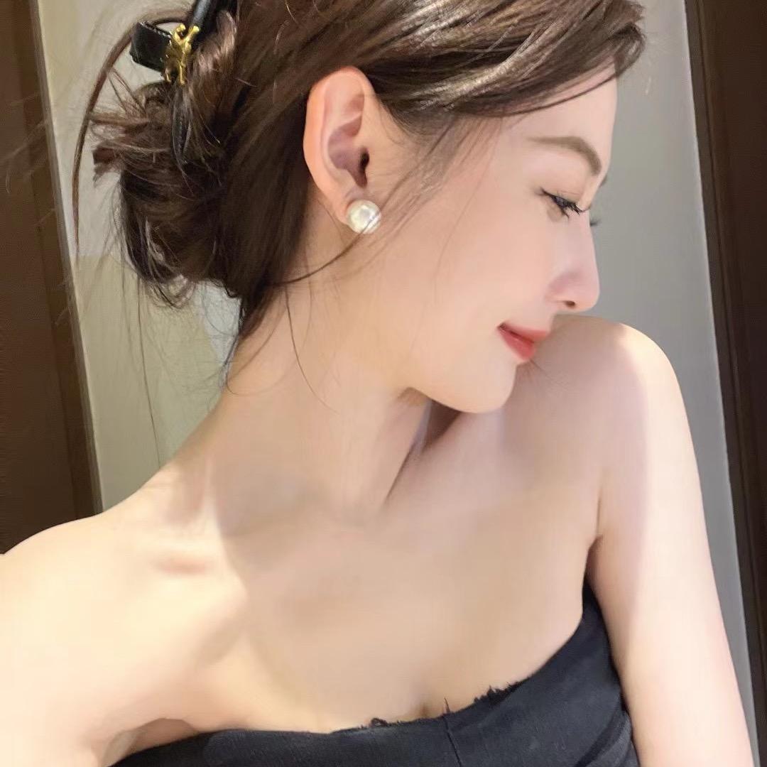 没烦恼的楠楠