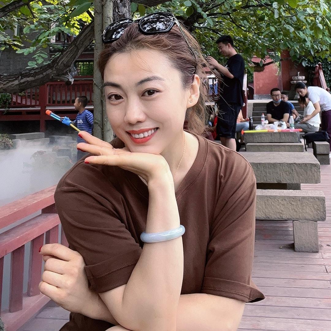 杨丽丽