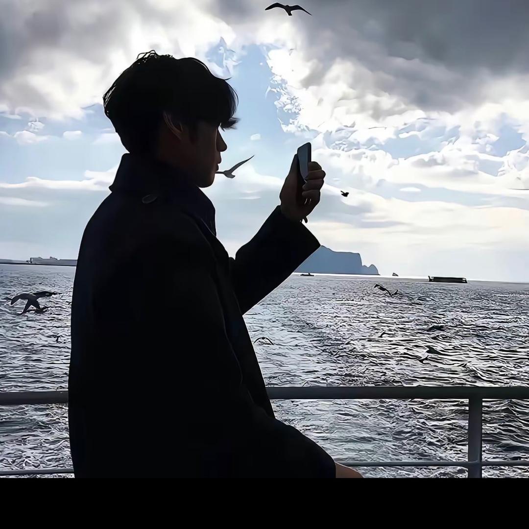 夏天夜晚的萤火