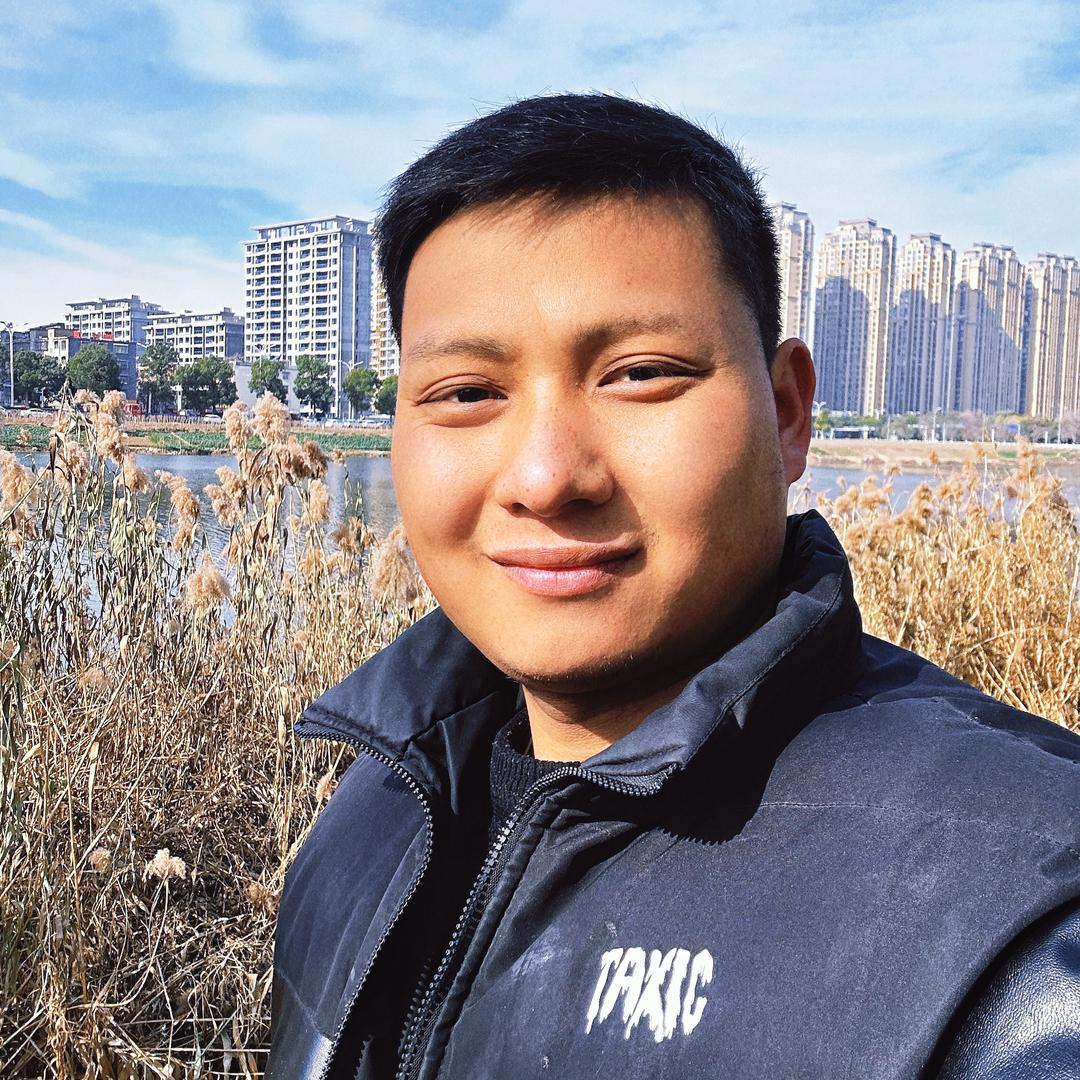阿龙讲故事