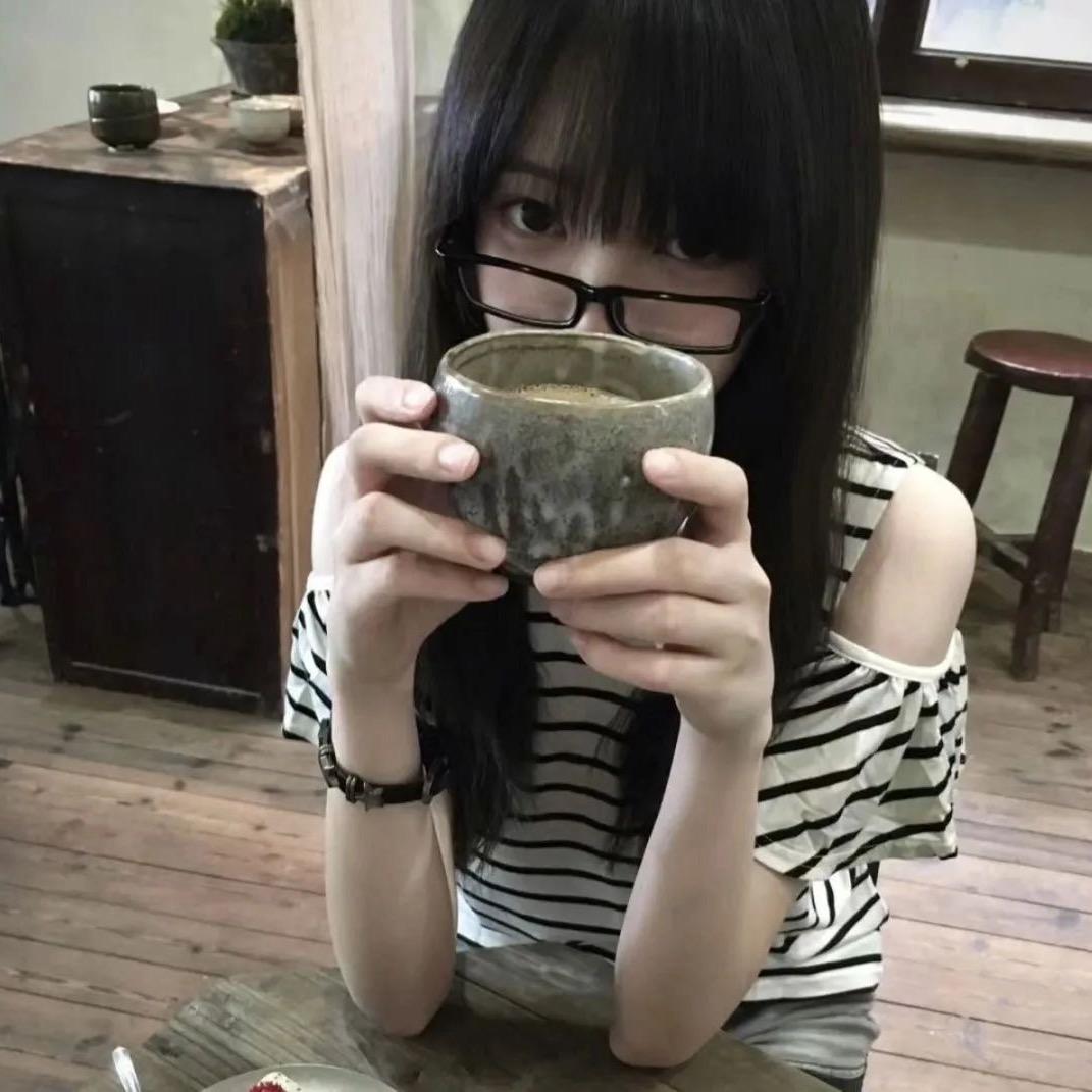 巷子里的猫.