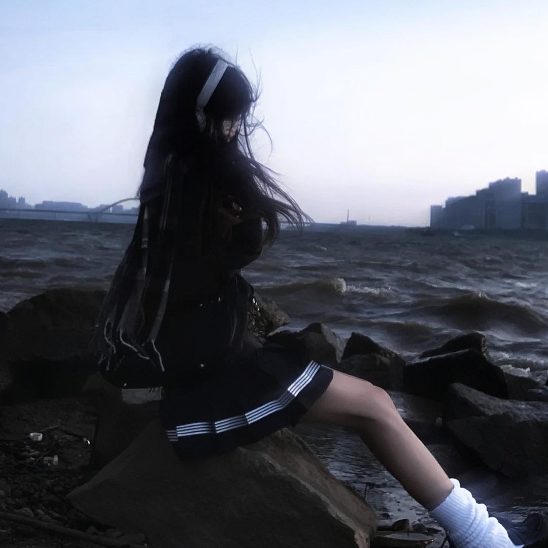 今夜他在德令哈