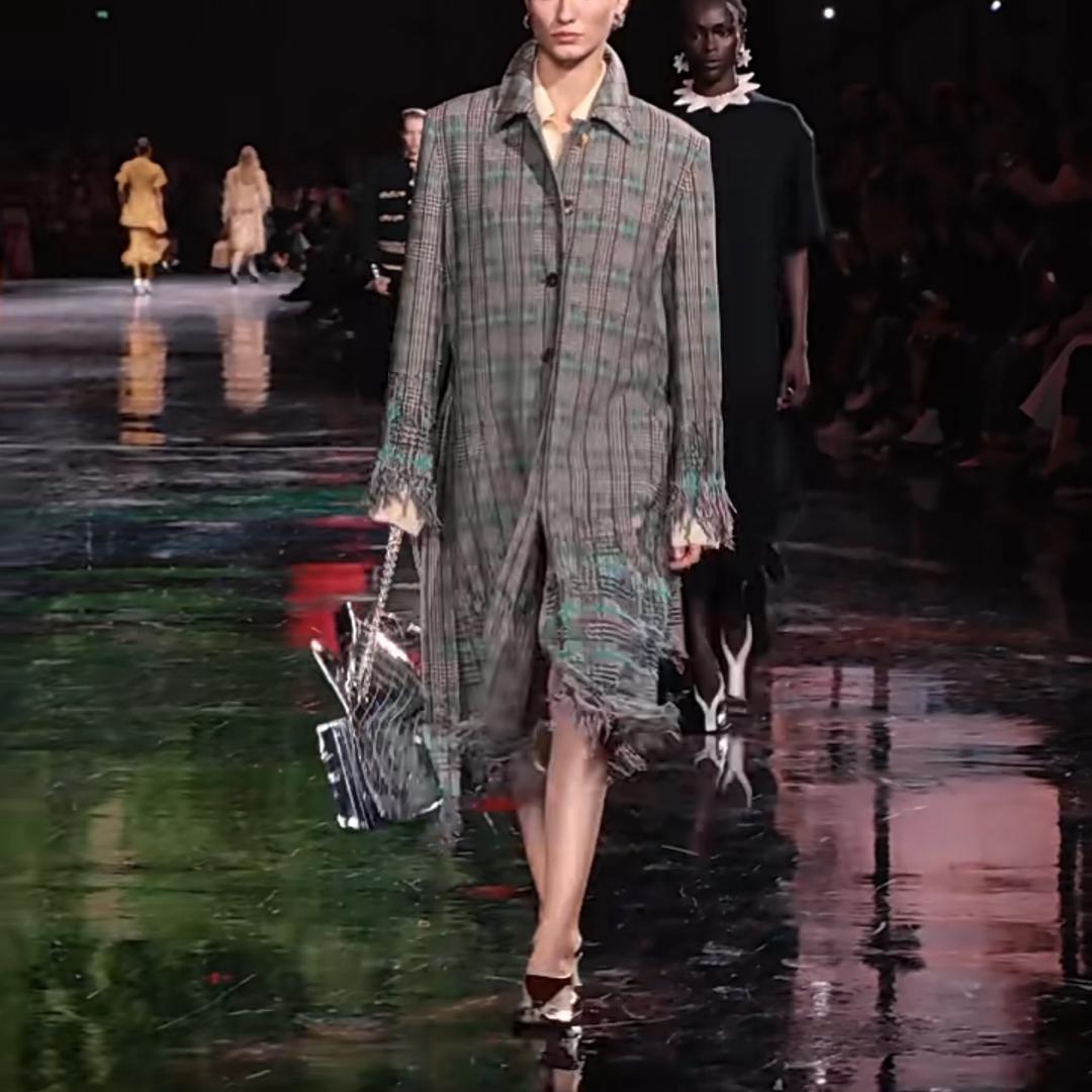 布语者《格条面料专家》