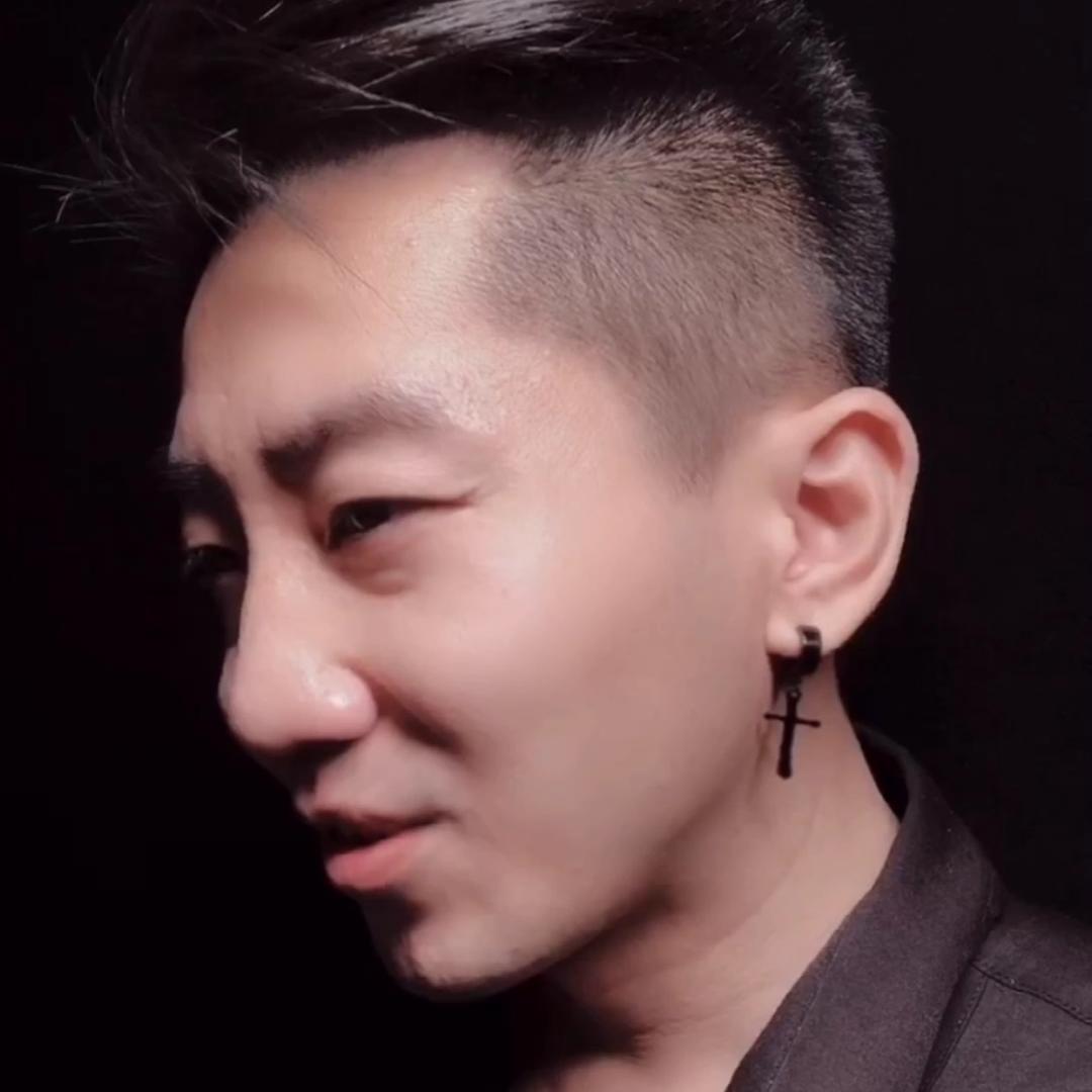 姚子健٩̋