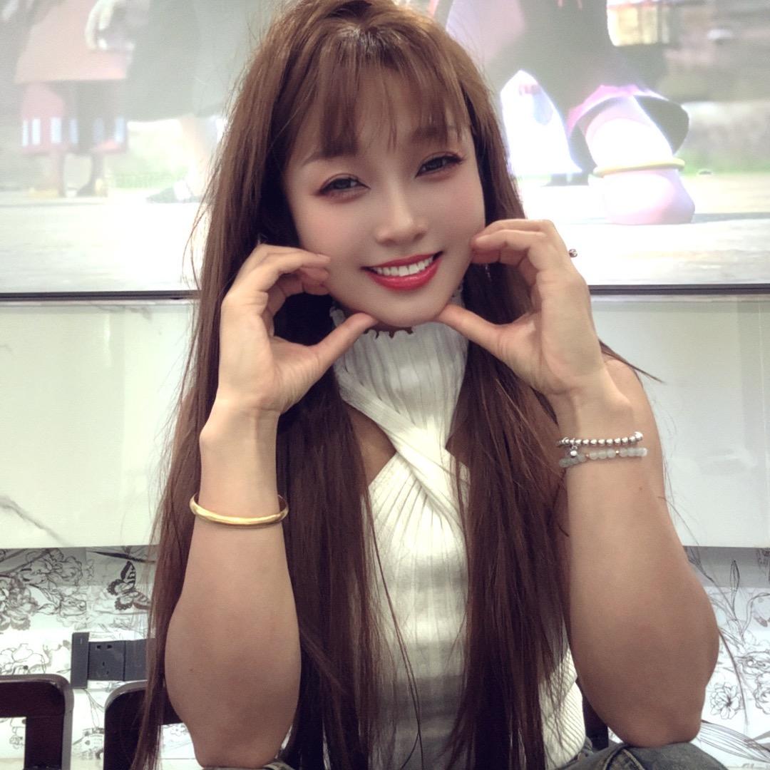 撒娇女最好命💃