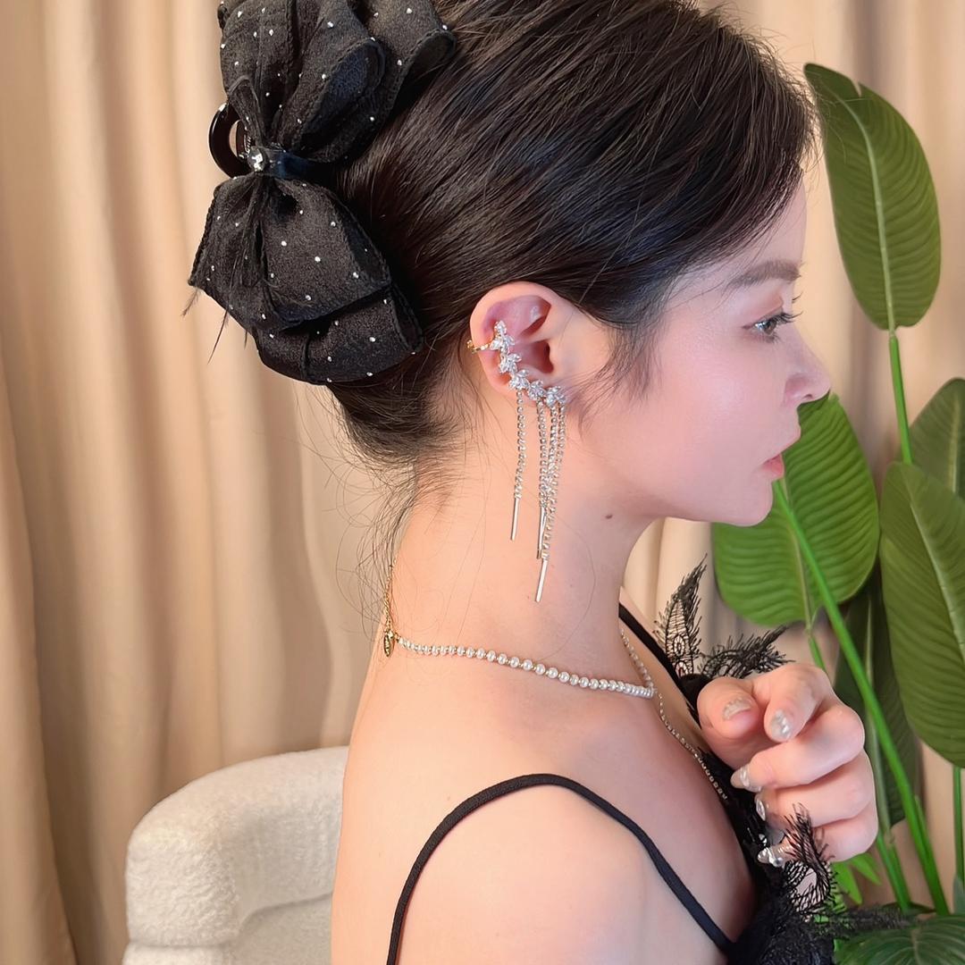 顾里里发饰