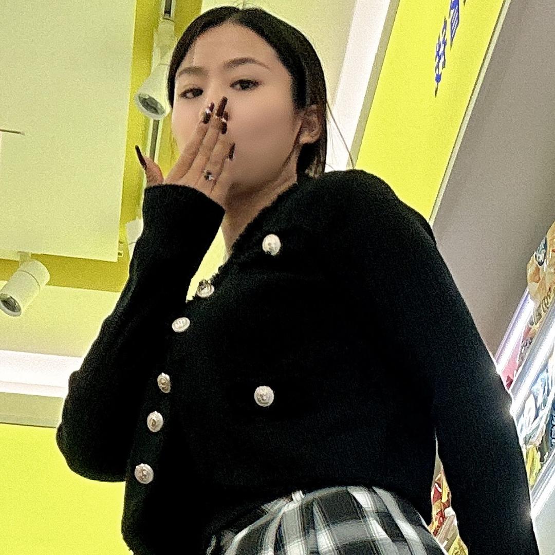 恩阳卖零食的杨姐姐👧