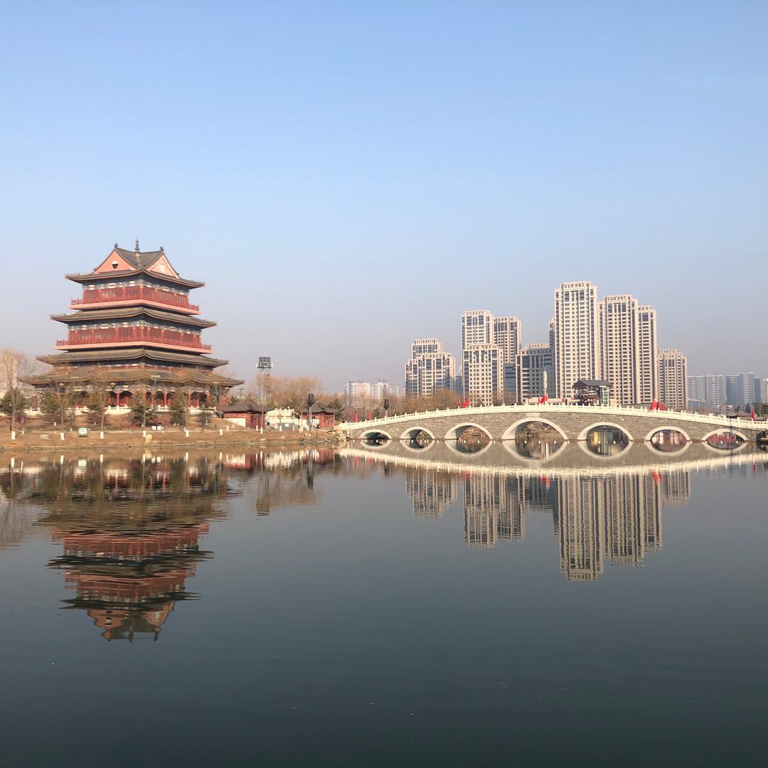 李家兴